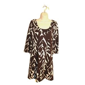 Diane Von Furstenberg 100% Silk Animal Print Dress sz 6
